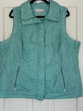 CJ Banks Quilted Sleeveless Vest in Seafoam